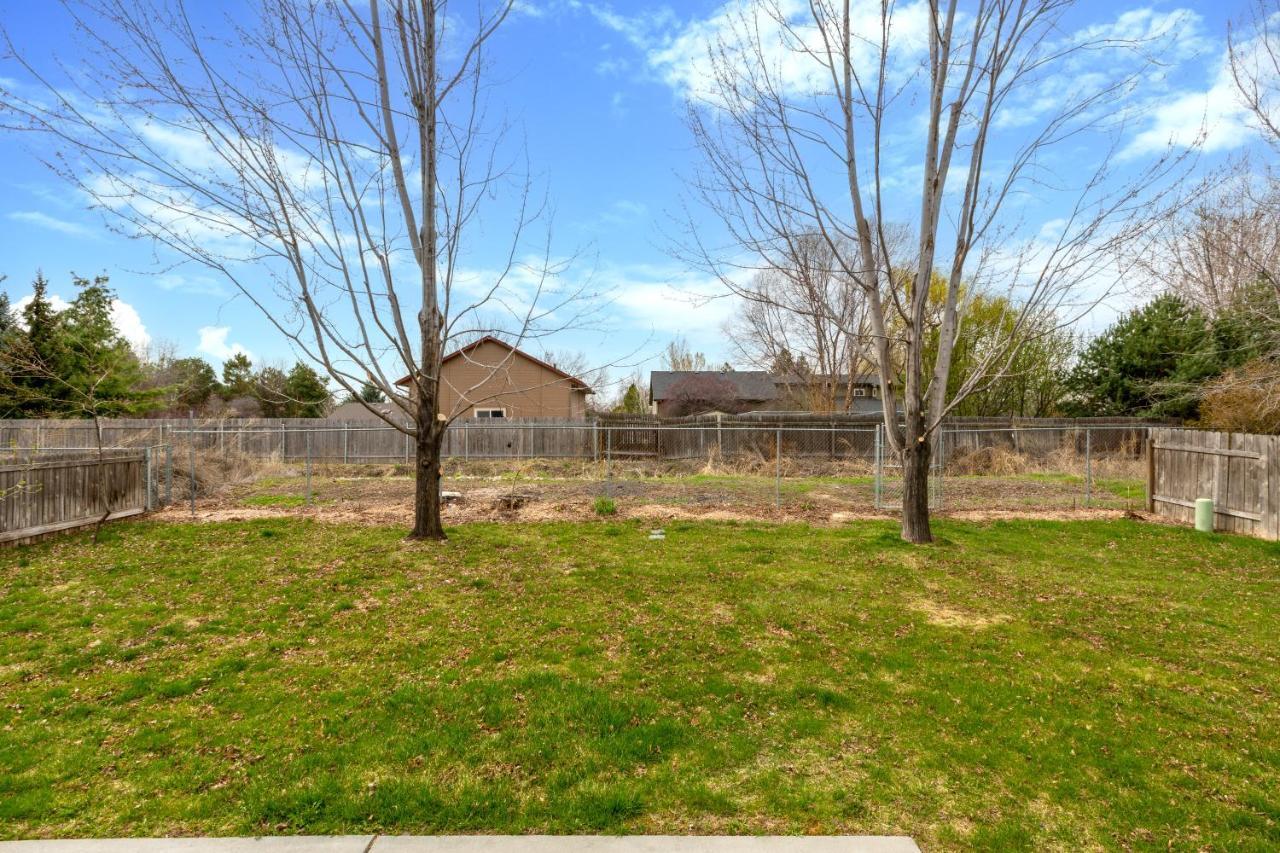 Hello Dolly! 3 Beds, 2 Bath, 2 Tv'S, Fireplace, Quiet Neighborhood In Star, Id Minutes From Walking Trails And River Views Eagle Ngoại thất bức ảnh